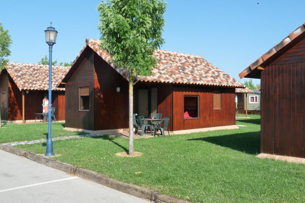 Camping Iratxe Ciudad De Vacaciones Ayegui Luaran gambar